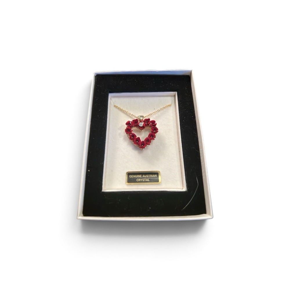 Vintage Danbury Mint Heart of a Dozen Roses Austrian Crystal Necklace NIB